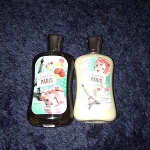 Bath & Body Works shower gel and lotion set .